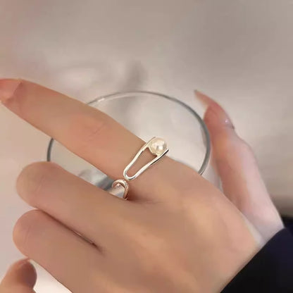 Anello bellissimo con stile unico