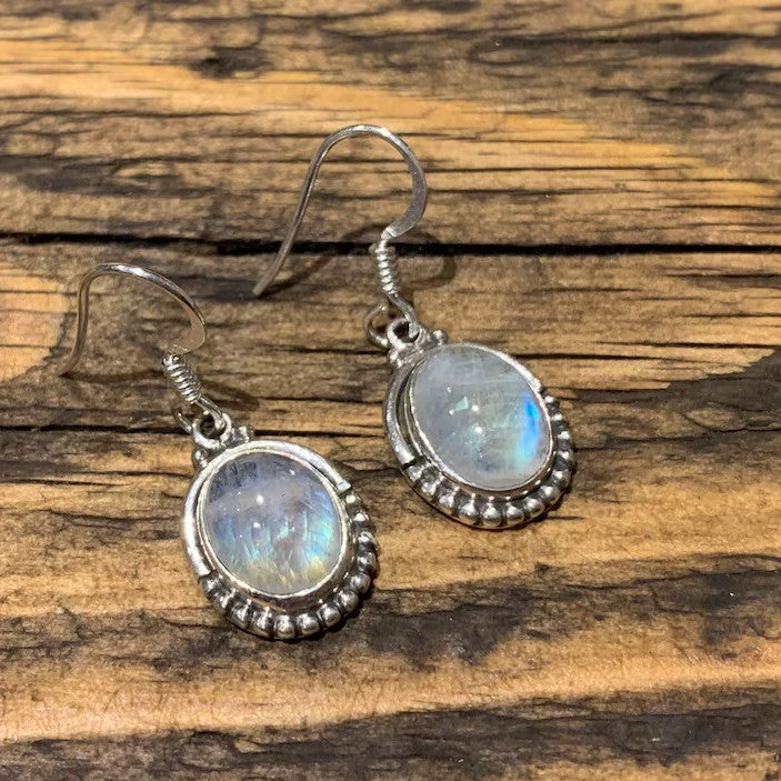 Orecchino vintage fatto a mano