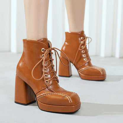 Stivali Ortopediche Aggraziate dal Look Moderno