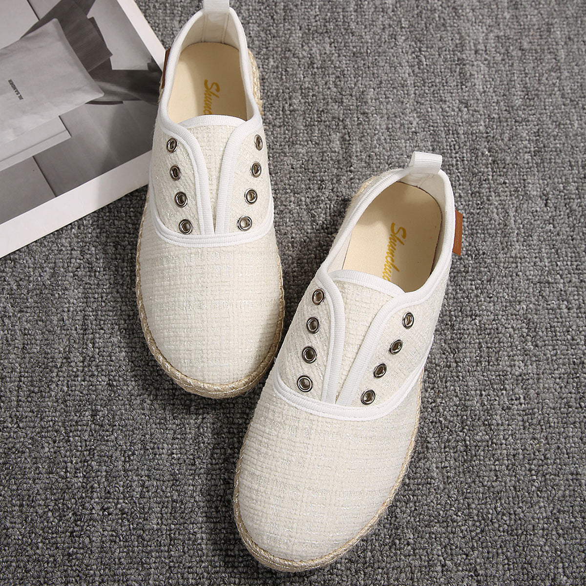 Scarpe Ortopediche Aggraziate dal Look Moderno