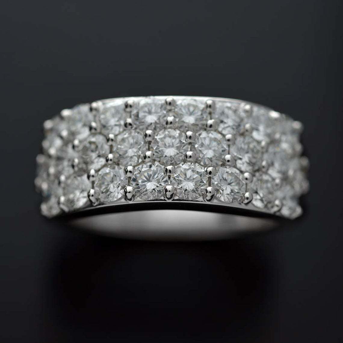 Anello elegante per ogni occasione