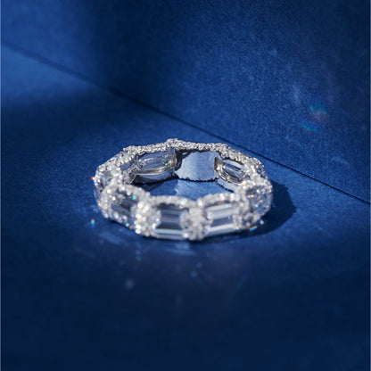 Anello elegante per ogni occasione