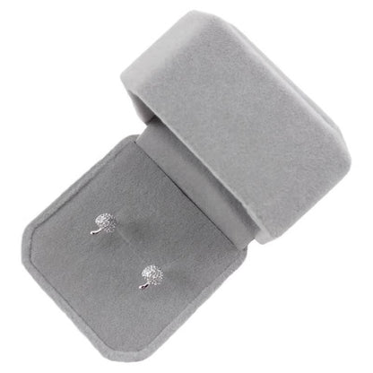 Orecchino affascinante per ogni occasione