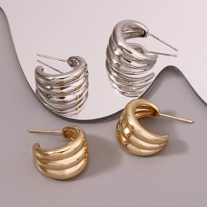 Orecchino bellissimo con stile unico