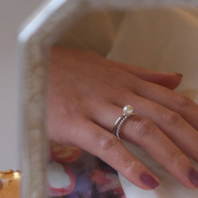 Anello bellissimo con stile unico