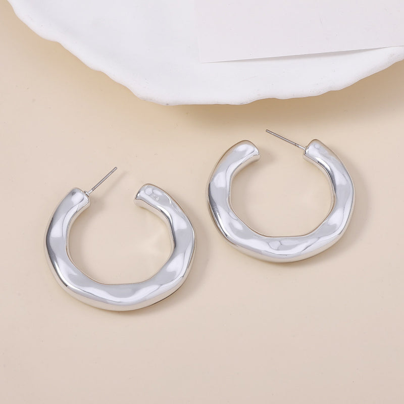 Orecchino stupendo per uso quotidiano