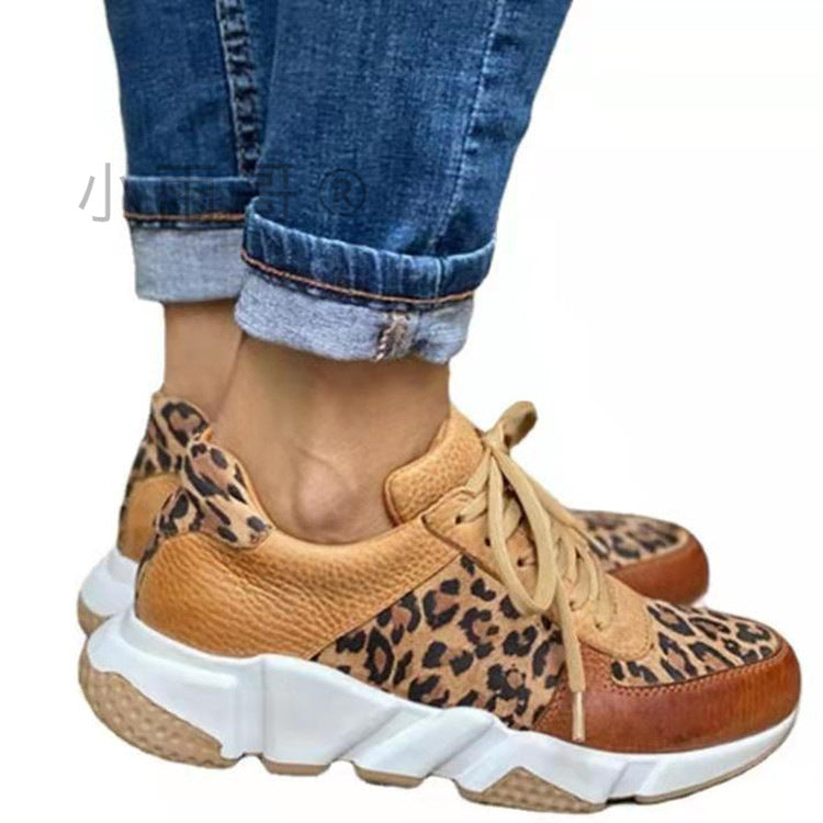 Scarpe Ortopediche Aggraziate dal Look Moderno