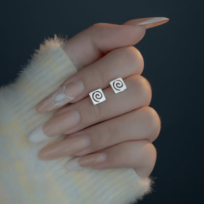 Orecchino affascinante per ogni occasione