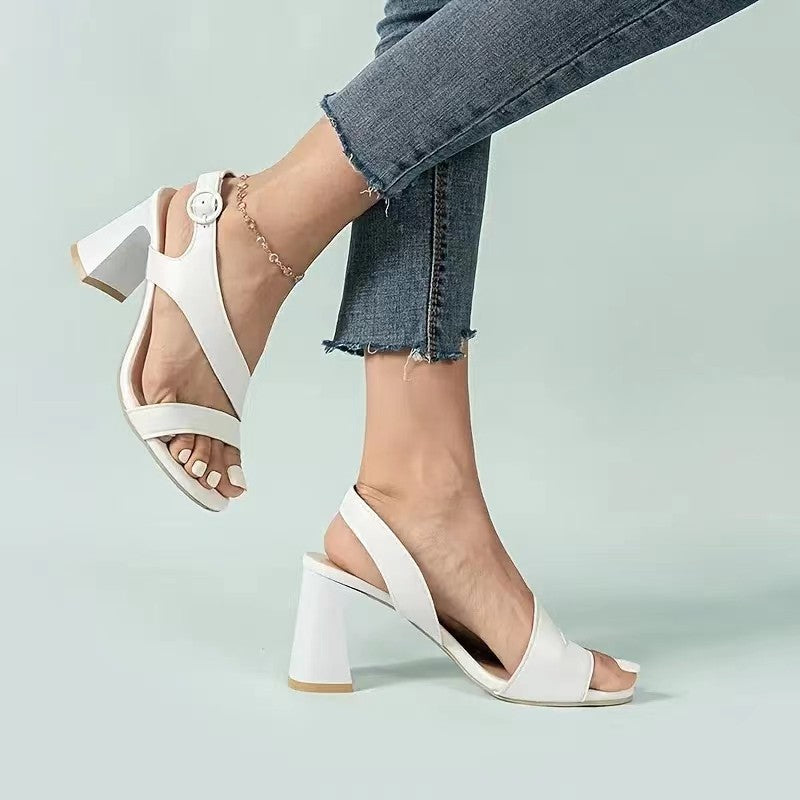 Sandali Ortopediche Aggraziate dal Look Moderno
