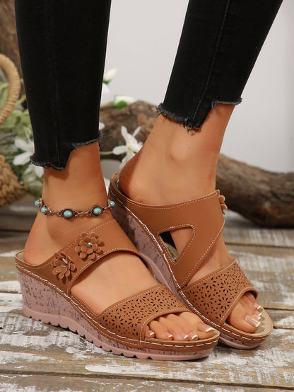 Sandali Ortopediche Aggraziate dal Look Moderno