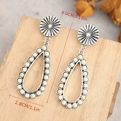 Orecchino artigianale delicato