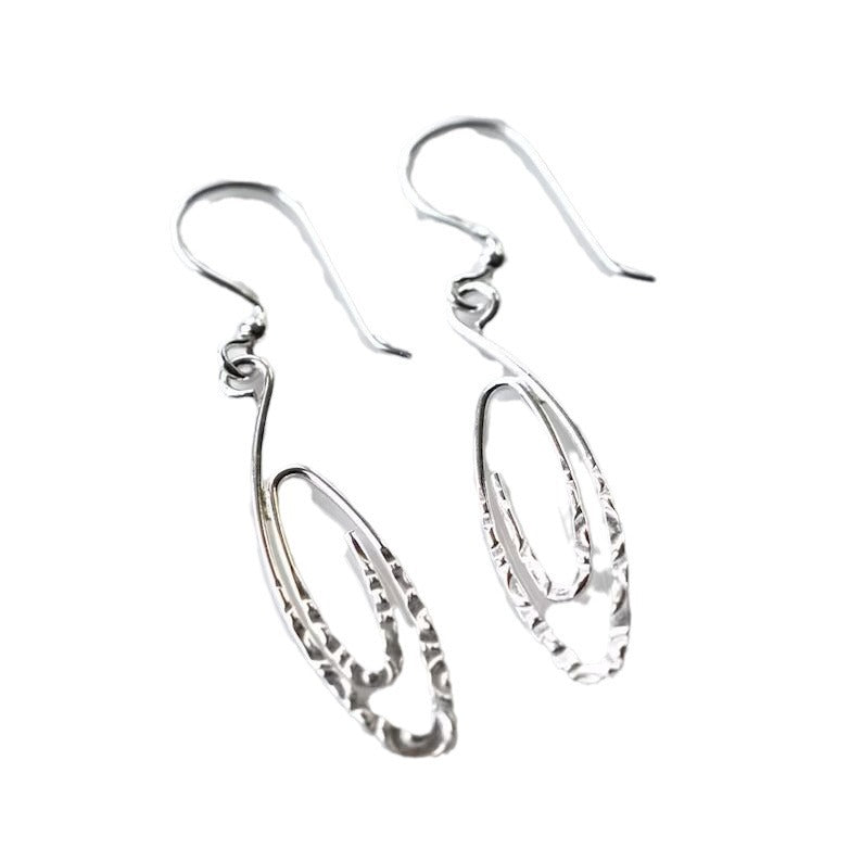 Orecchino romantico per momenti speciali