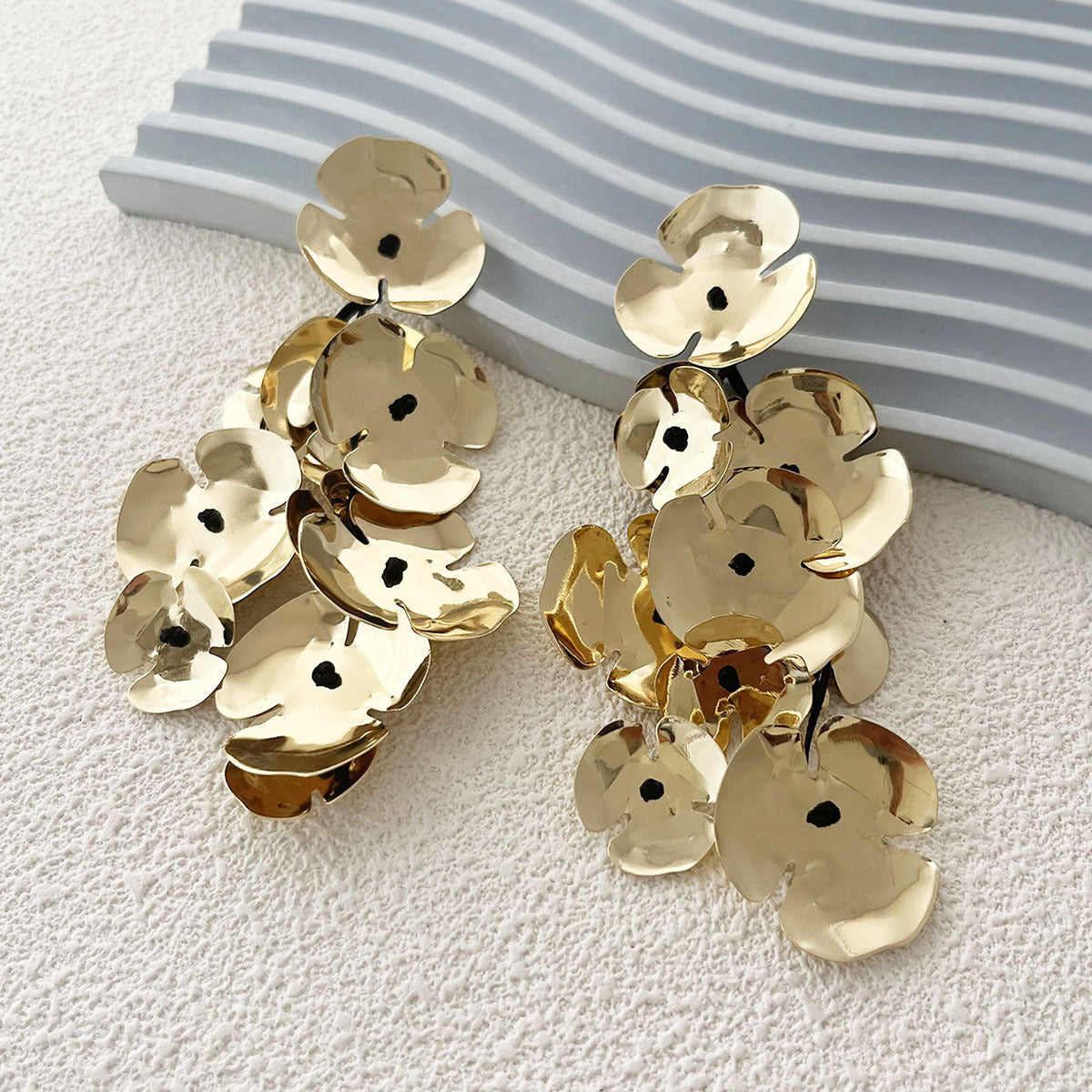 Orecchino classico dal fascino senza tempo