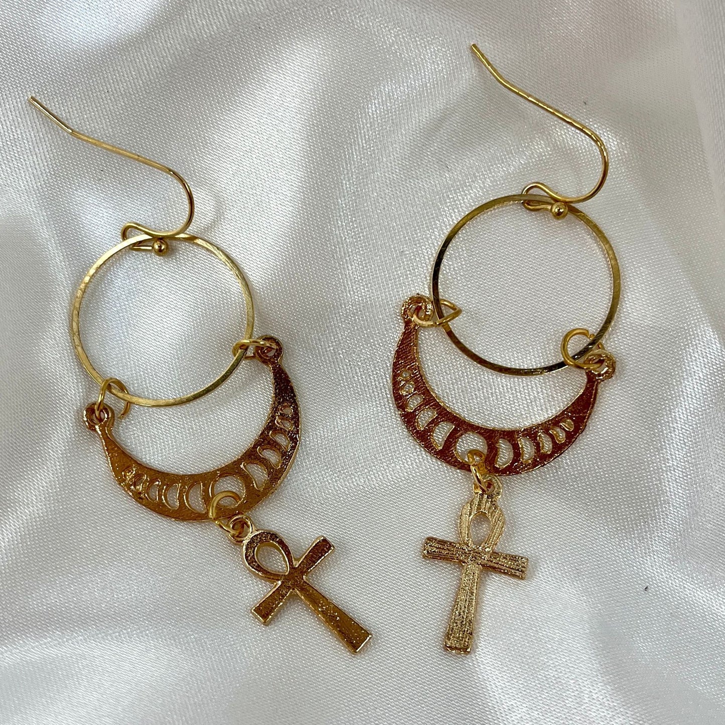 Orecchino classico dal fascino senza tempo