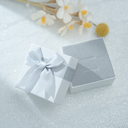 Gioiello artigianale delicato