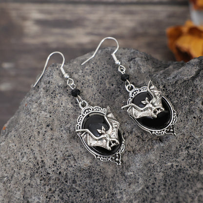 Orecchino artigianale delicato