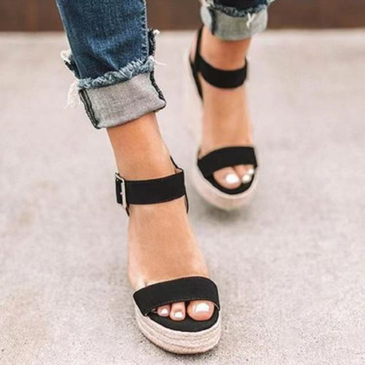 Sandali Ortopediche Aggraziate dal Look Moderno