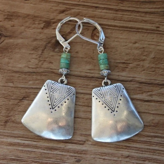 Orecchino vintage fatto a mano