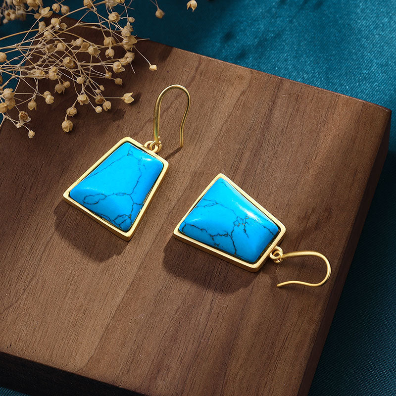 Oro Orecchino classico dal fascino senza tempo