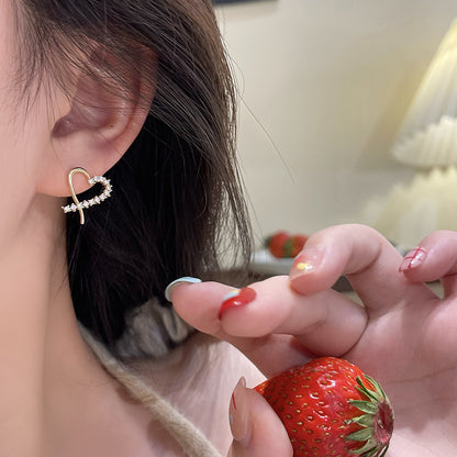 Orecchino affascinante per ogni occasione