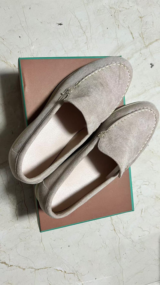 Scarpe Ortopediche Aggraziate dal Look Moderno