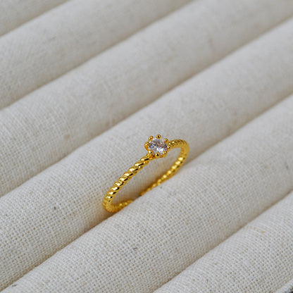 Oro Anello artigianale delicato