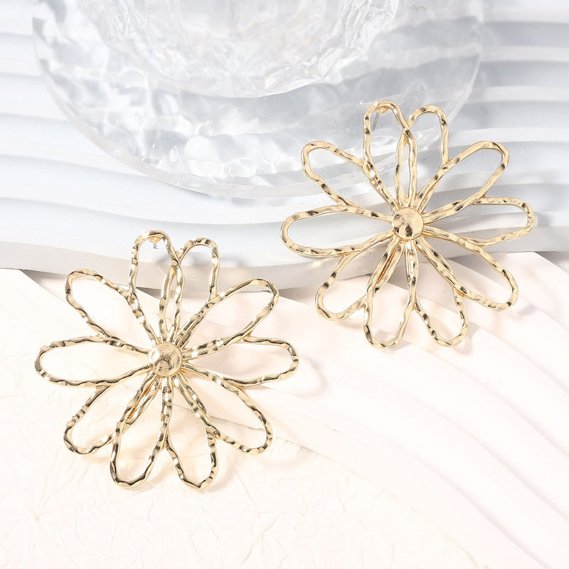 Orecchino affascinante per ogni occasione