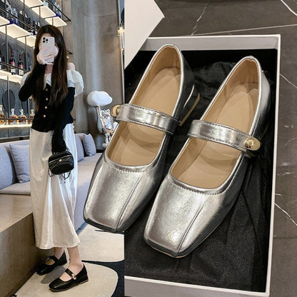 Scarpe Ortopediche Aggraziate dal Look Moderno
