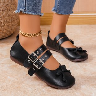 Scarpe Ortopediche Aggraziate dal Look Moderno