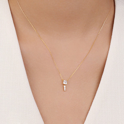 Gioiello artigianale delicato