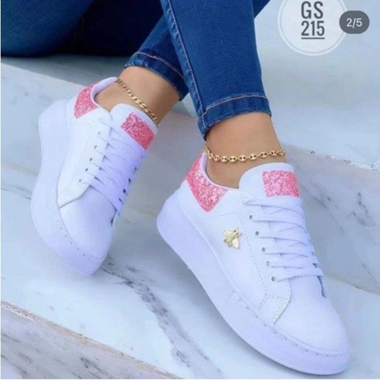 Scarpe Ortopediche Aggraziate dal Look Moderno