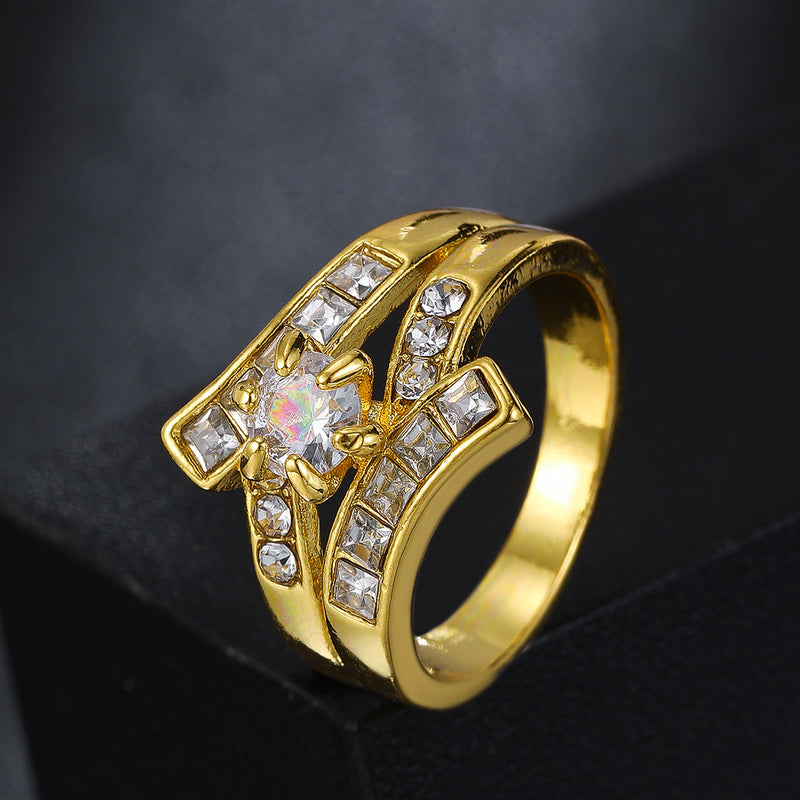 Anello affascinante per ogni occasione