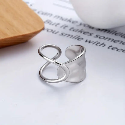 Anello elegante per ogni occasione