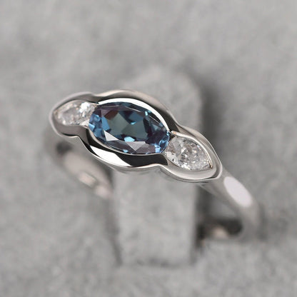 Anello artigianale delicato