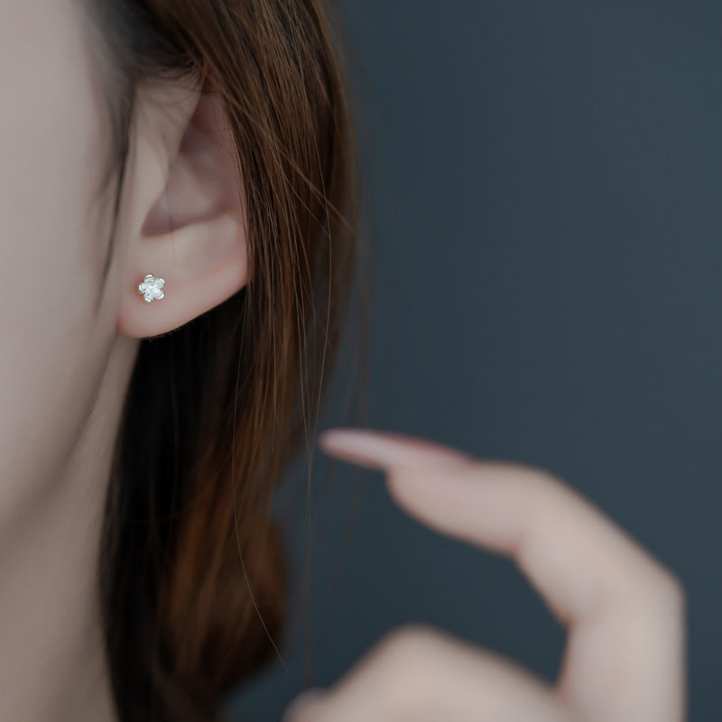 Orecchino elegante per ogni occasione