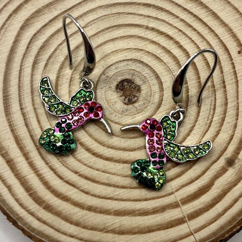 Orecchino artigianale delicato