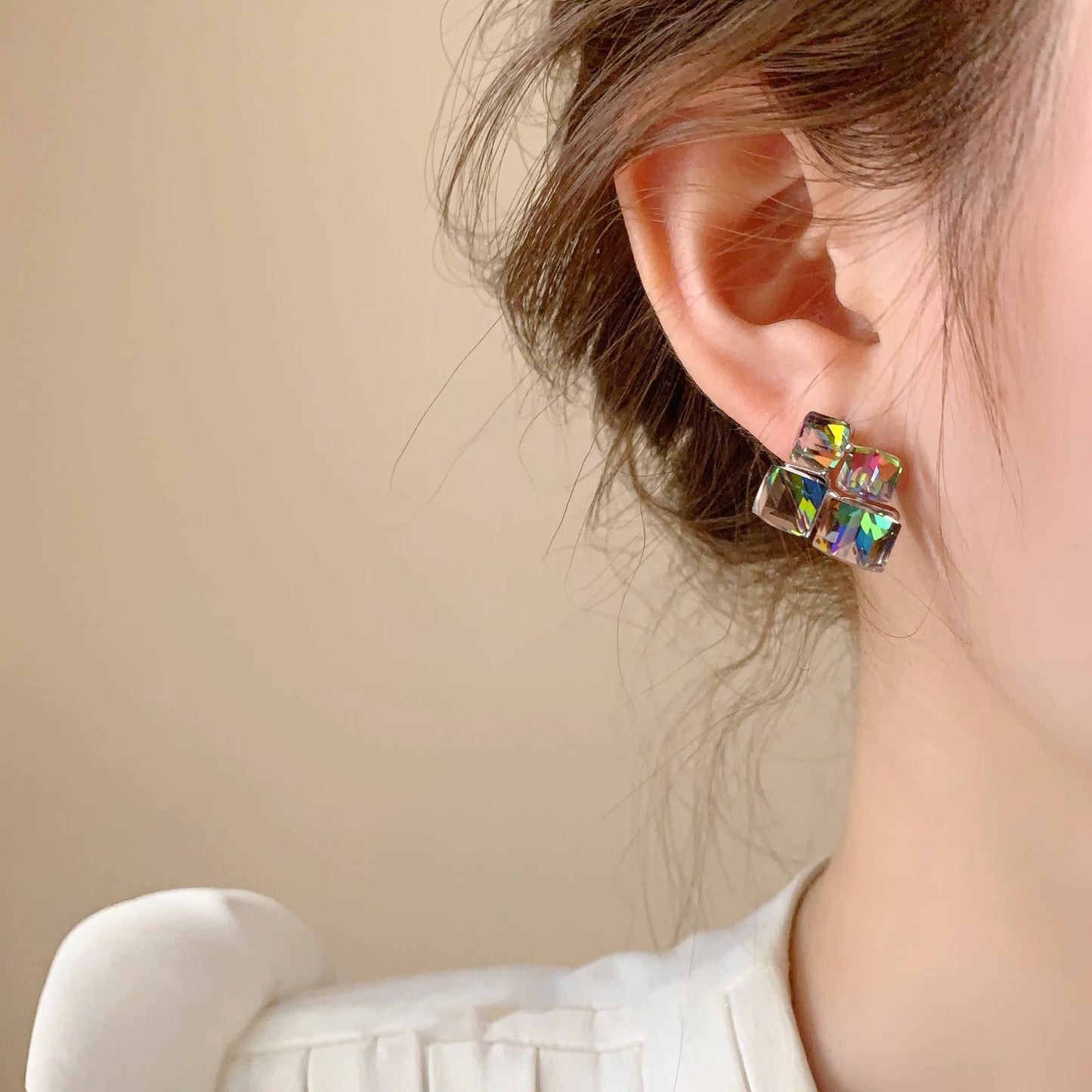 Orecchino stupendo per uso quotidiano