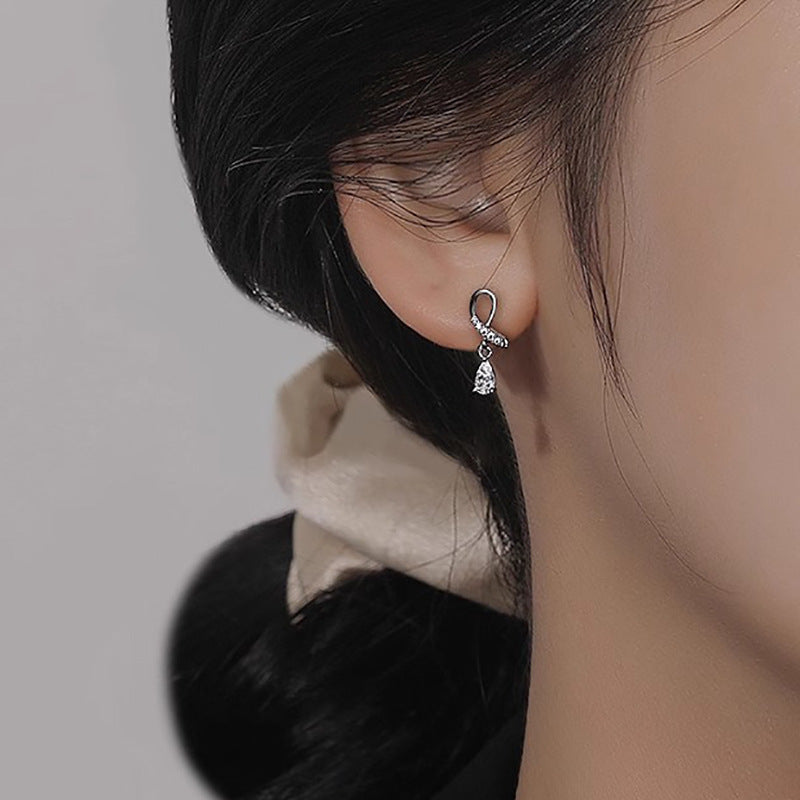 Orecchino romantico per momenti speciali