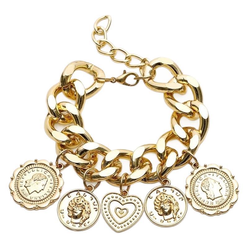 Bracciale bellissimo con stile unico