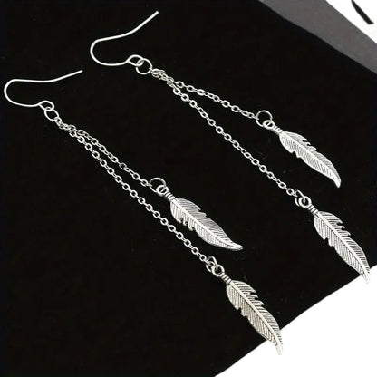 Orecchino artigianale delicato