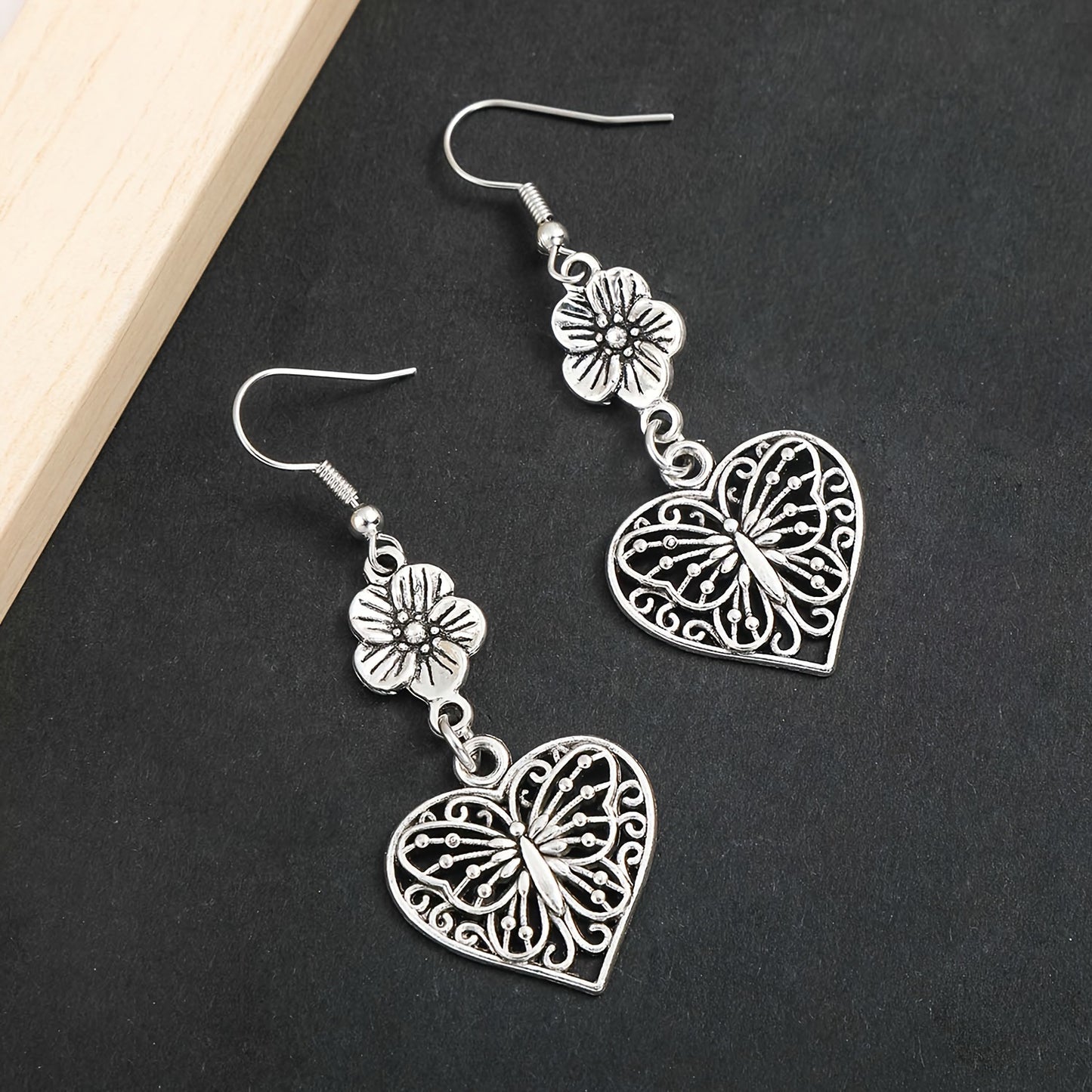 Orecchino classico dal fascino senza tempo