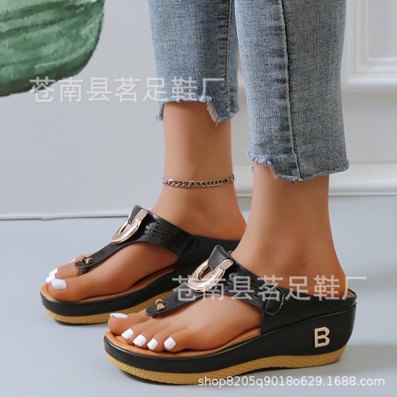 Scarpe Ortopediche Aggraziate dal Look Moderno