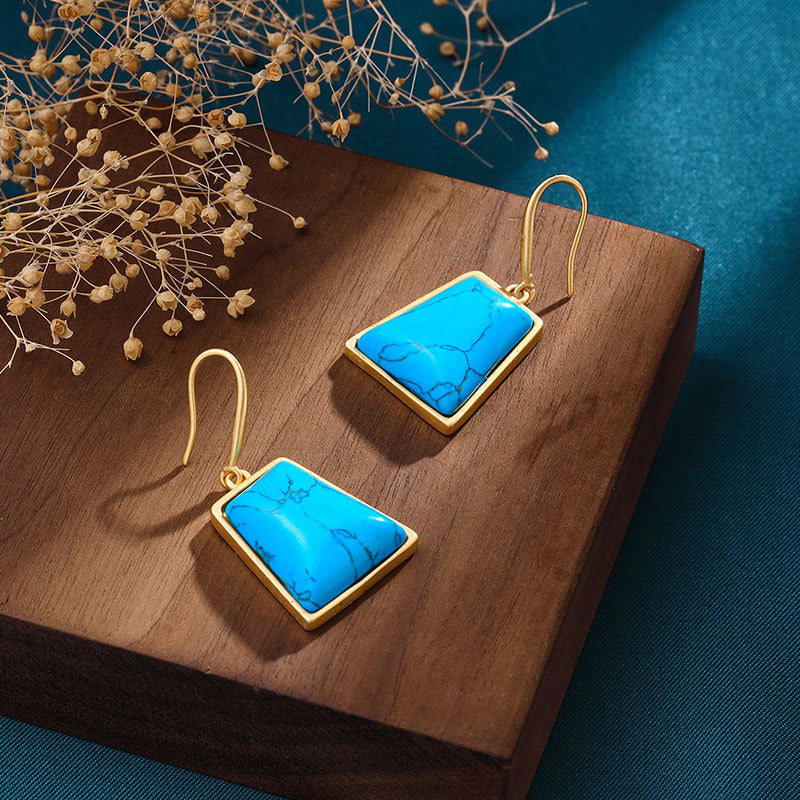 Oro Orecchino classico dal fascino senza tempo