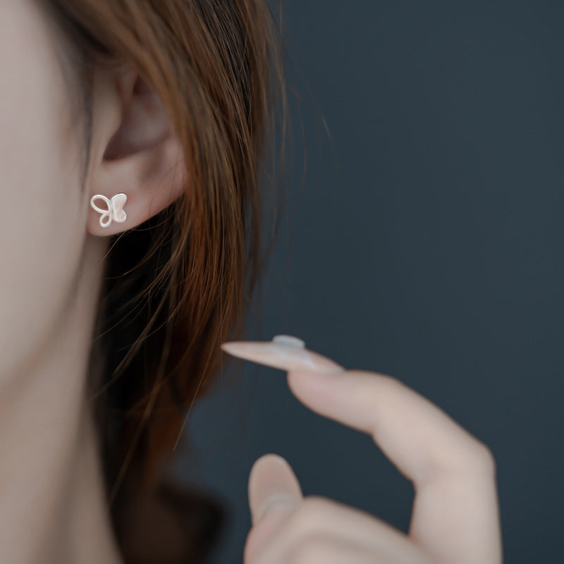 Orecchino classico dal fascino senza tempo