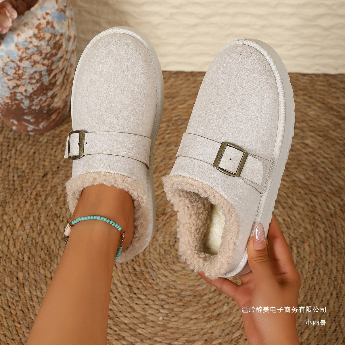 Stivali Ortopediche Aggraziate dal Look Moderno