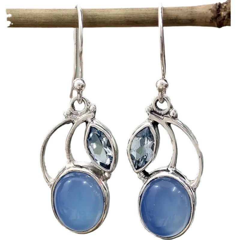 Orecchino artigianale delicato