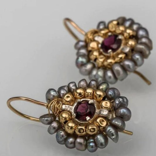 Orecchino artigianale delicato