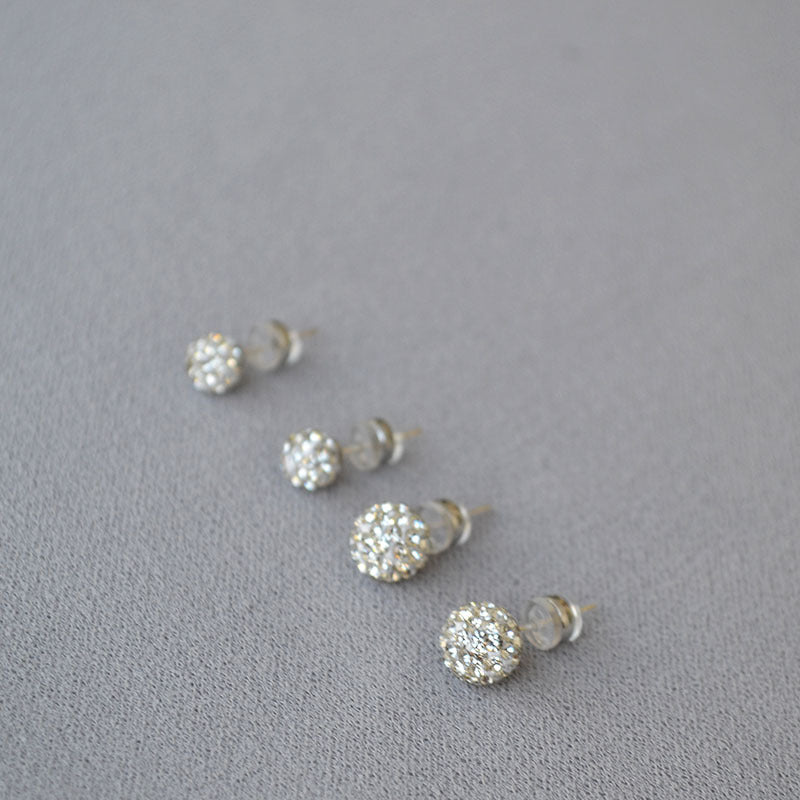 Argento Orecchino bellissimo con stile unico