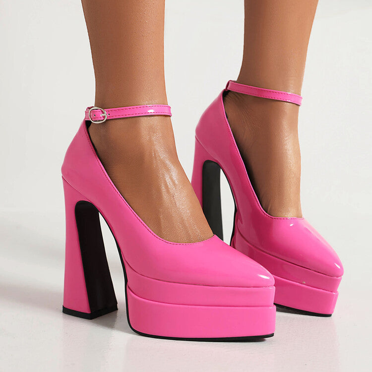 Scarpe Ortopediche Aggraziate dal Look Moderno