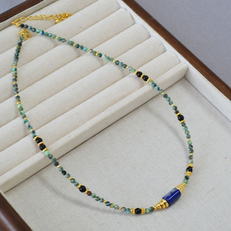 Collana bellissimo con stile unico